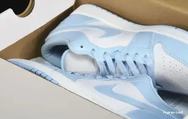 Hyperoad 1 BLUE ICE Low Jordan Retro 0630